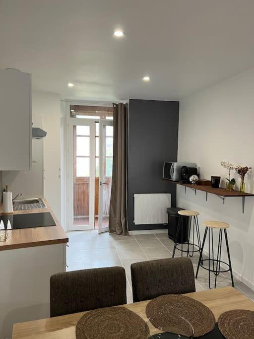 Le Chaleureux Luchonnais Apartment Bagnères-de-Luchon Екстериор снимка