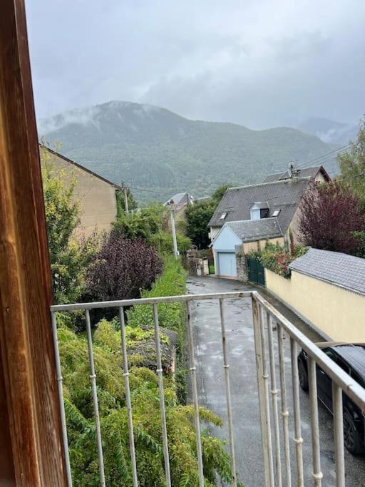 Le Chaleureux Luchonnais Apartment Bagnères-de-Luchon Екстериор снимка