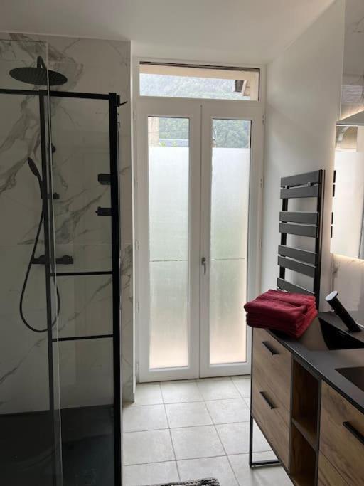 Le Chaleureux Luchonnais Apartment Bagnères-de-Luchon Екстериор снимка